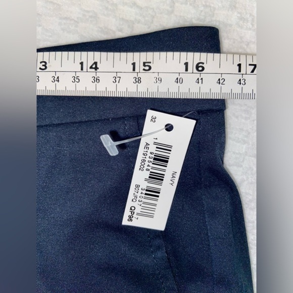 2/30$‎ Men’s Amazon Essentials Navy Blue Golf Shorts Sz 32 NWT - Picture 3 of 8